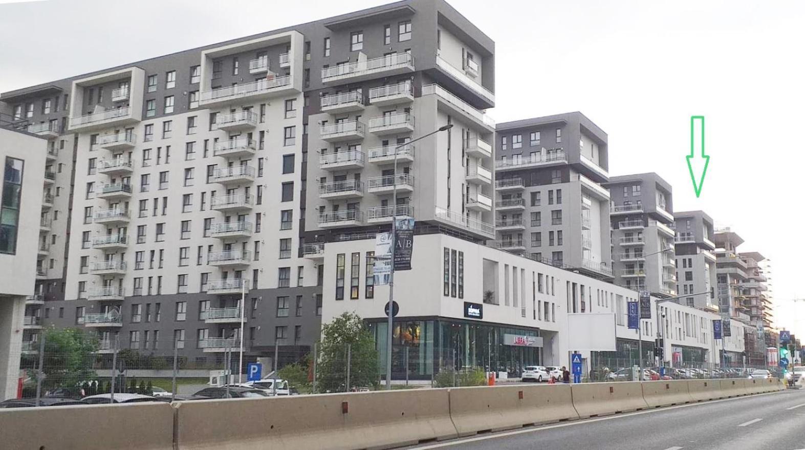 Sunshine - New & Quiet 1Br Apt, Business Area, Close To Airport, Highway A3, Subway Bukarest Exteriör bild